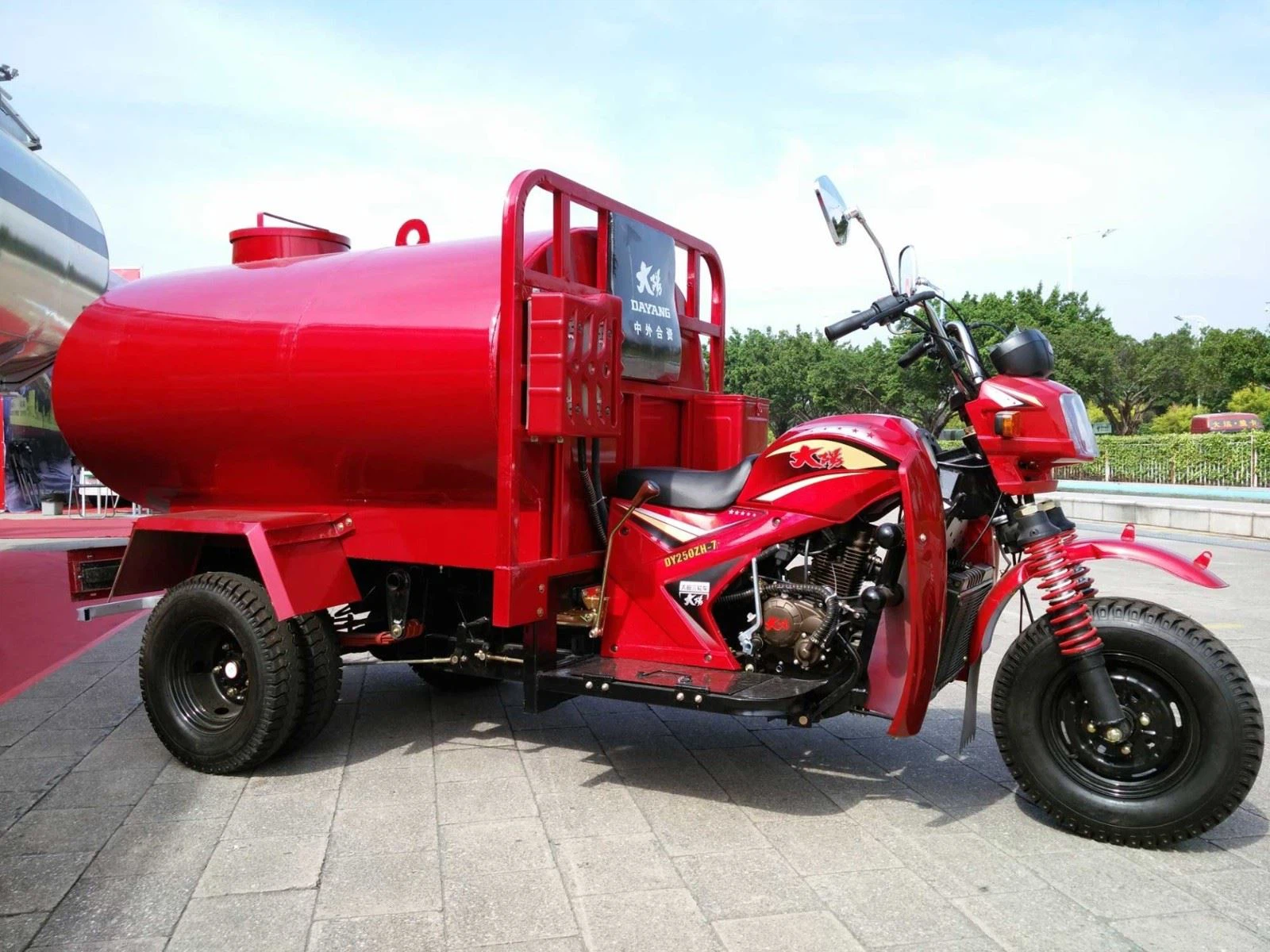 250cc tank water tricycle Oil tank motorcycle direct sale
