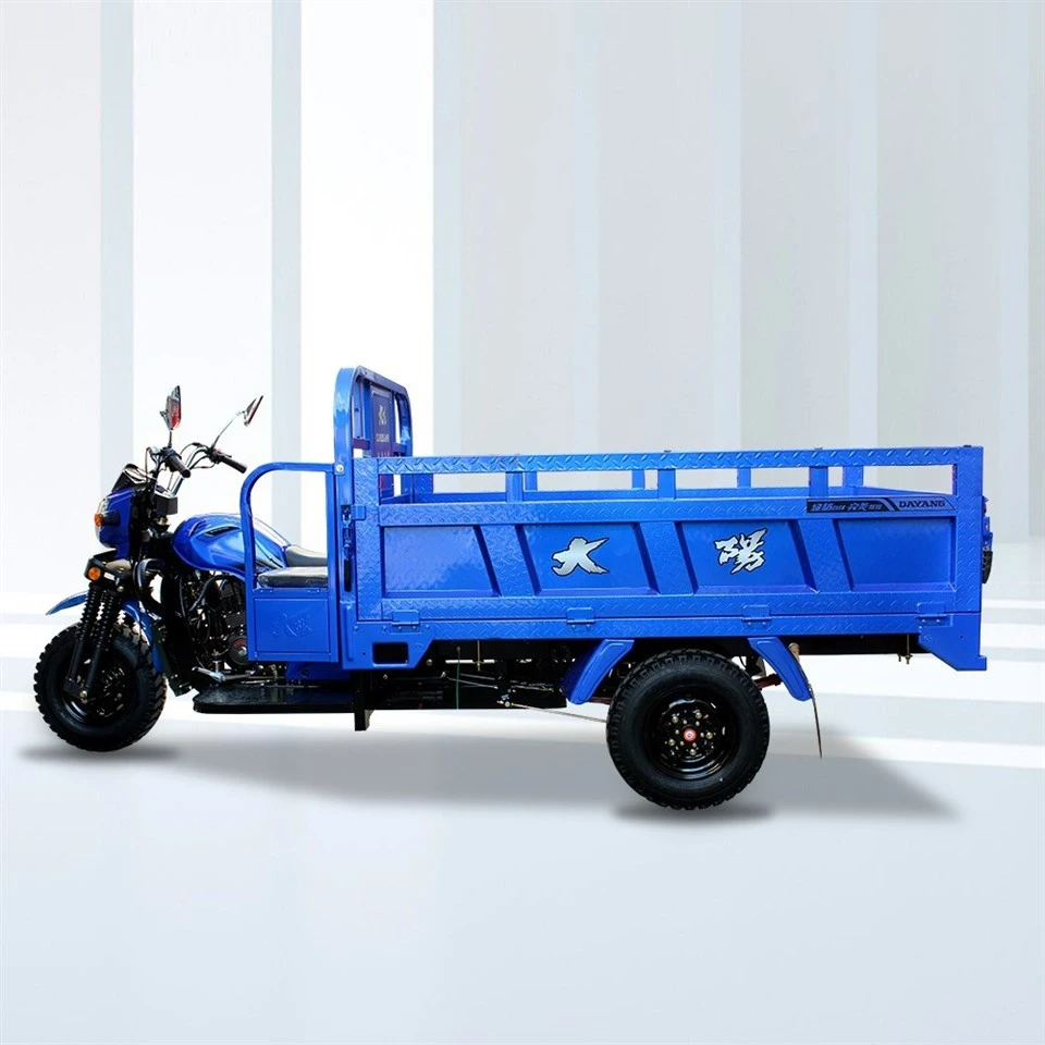 Powerful Chinese Cargo Motorcycle With Cabin