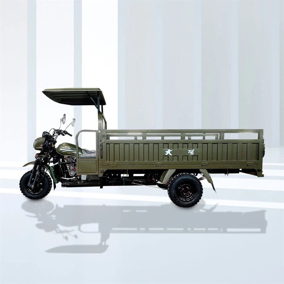 Powerful Semi Cabin Three Wheeled Tricycle With Big Container
