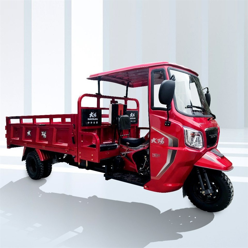 Reliable Three-Wheeled For Family And Cargo Needs